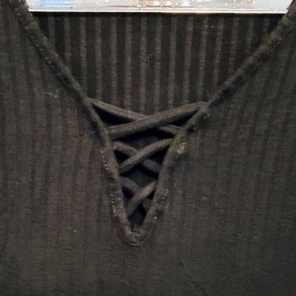 American Eagle Black Top Size Small - Picture 2 of 5